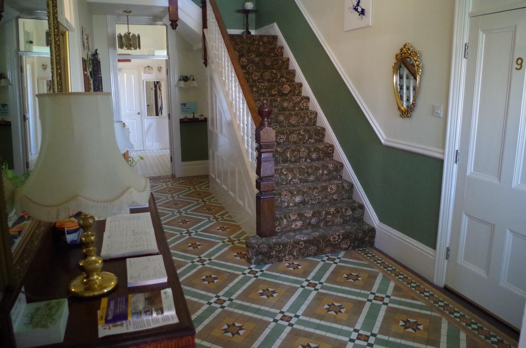 Varley House Ильфракомб Экстерьер фото
